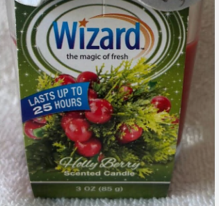 WIZARD SCENTED CANDLE 3oz/HOLLY BERRY (SKU #61015)